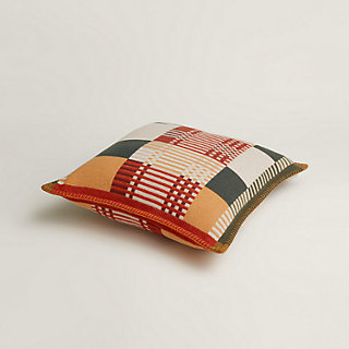 Cream tartan outlet cushions